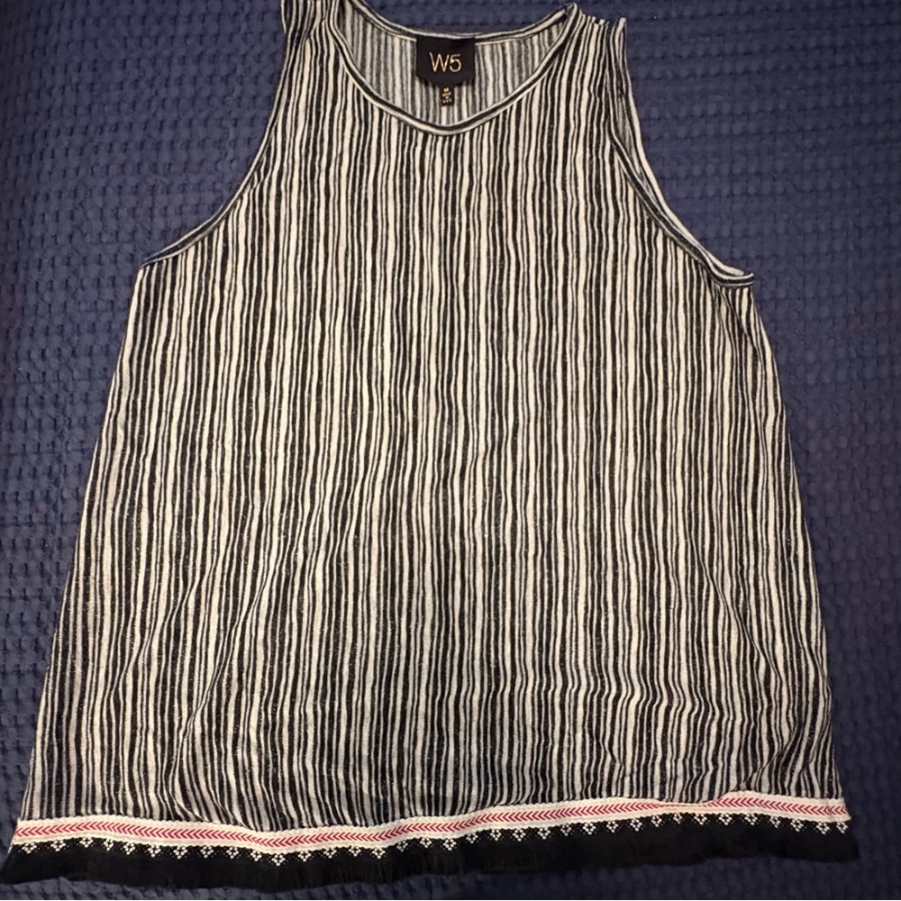 W5 Sleeveless Tank with Trim